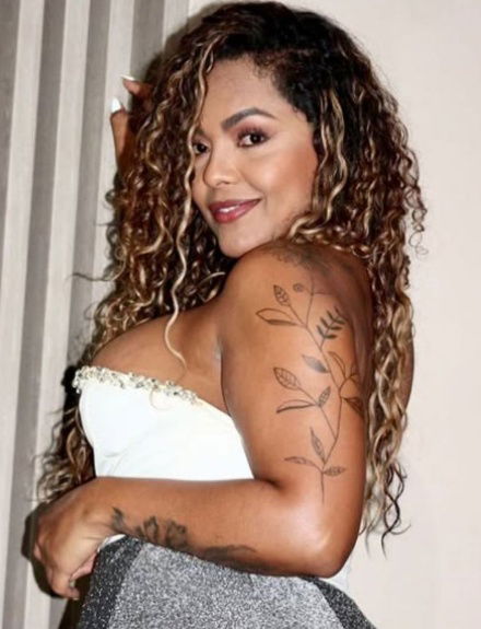 Carla Morelli Borntobefuck