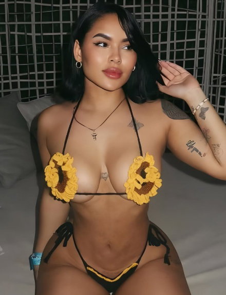 Chantal Medina Borntobefuck