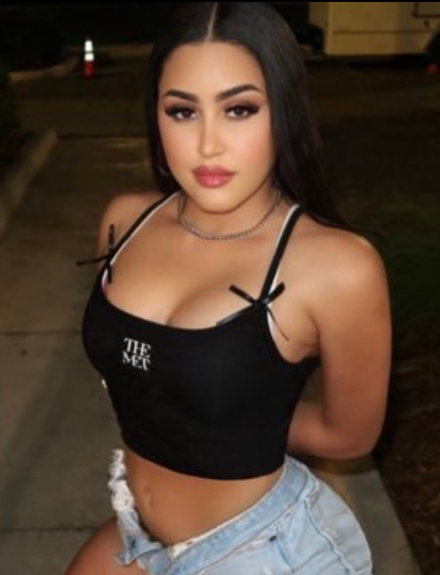 Keishly Savage Borntobefuck
