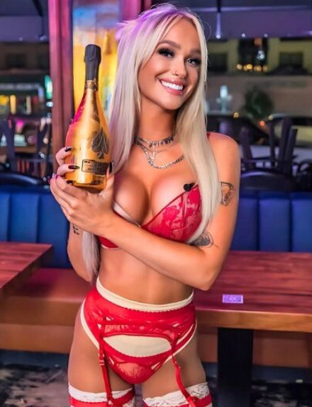 Lexiefucks Borntobefuck