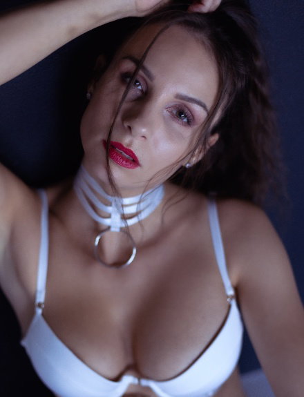 MaryWet Borntobefuck
