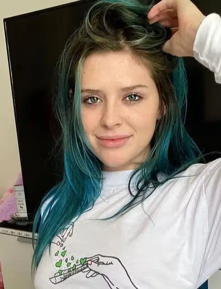 Mila Mondell Borntobefuck