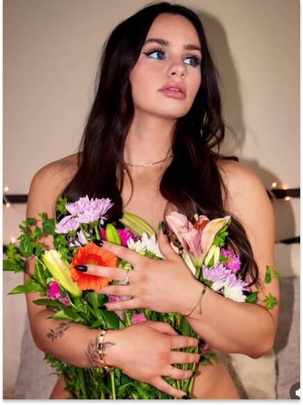 Shelby Dolores Borntobefuck