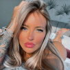 Blondierosiie Borntobefuck