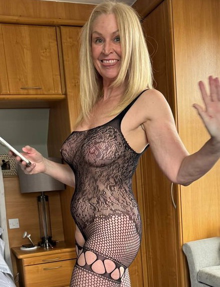 The Little Minx Borntobefuck