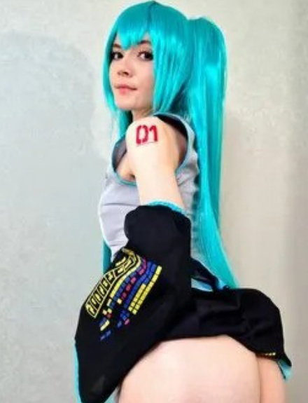 Webtolove Borntobefuck