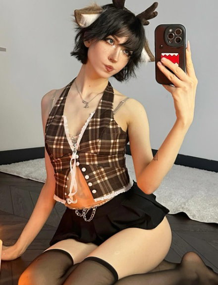 YourSmallDoll Borntobefuck