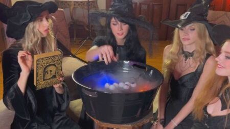 Itsmecat Sextape Fivesome Lesbians Witch Orgy Porn Video Leaks Borntobefuck