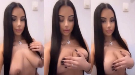 Lexaaa.off Bare Breasts Tease Nude Video Leaks Borntobefuck