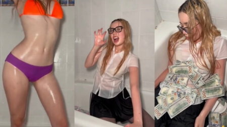 Lil Tay Petite Asian Porn Hot And Spicy in Bathroom Video Leaks Borntobefuck
