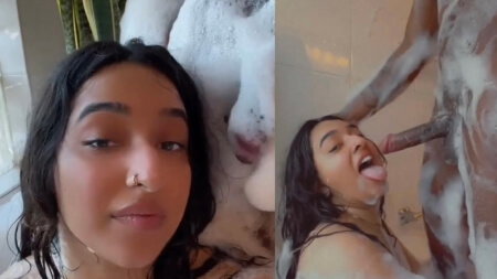 Rakhi Gill BG Banho Espumante Blowjob Vídeo Pornô Vazado Borntobefuck