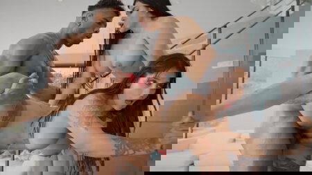 Yasmina Khan BGG Threesome with Sara Retali and Troy Francisco Porn Video Leaks